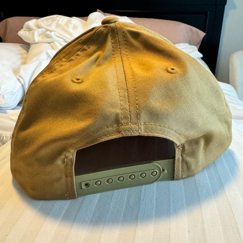 Muley Freak snapback hat.. hat is brand new. Goldish color - Picture 3 of 4